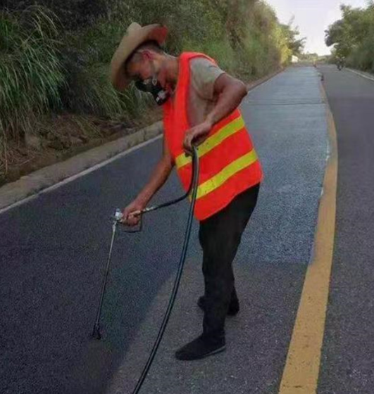 船营路面喷涂翻新彩色步道施工方案